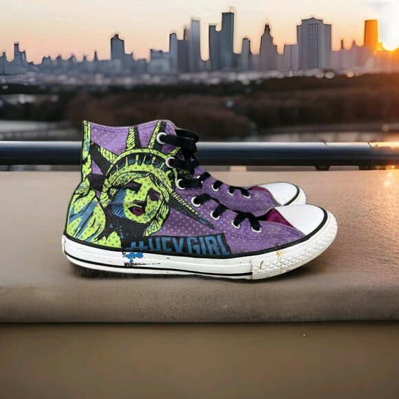 ✅Converse All Star HEY GIRL Statue Of Liberty Hi Top Sneakers Juniors 5 *STAINED - Picture 1 of 10